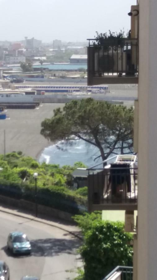Vient E Mare Apartment Torre Annunziata Bagian luar foto