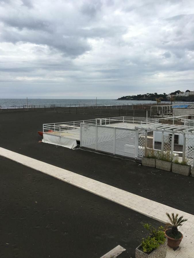 Vient E Mare Apartment Torre Annunziata Bagian luar foto