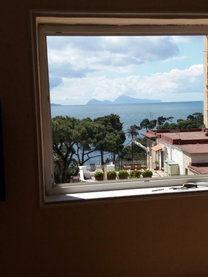 Vient E Mare Apartment Torre Annunziata Bagian luar foto